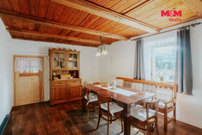 Prodej rodinného domu, Kadov - Lnářský Málkov, 250 m2