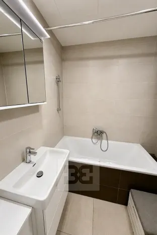 Prodej bytu 2+kk, Praha - Jinonice, Kačírkova, 72 m2