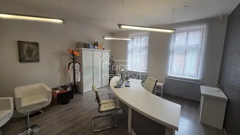 Pronájem kanceláře, Jičín, Kollárova, 140 m2