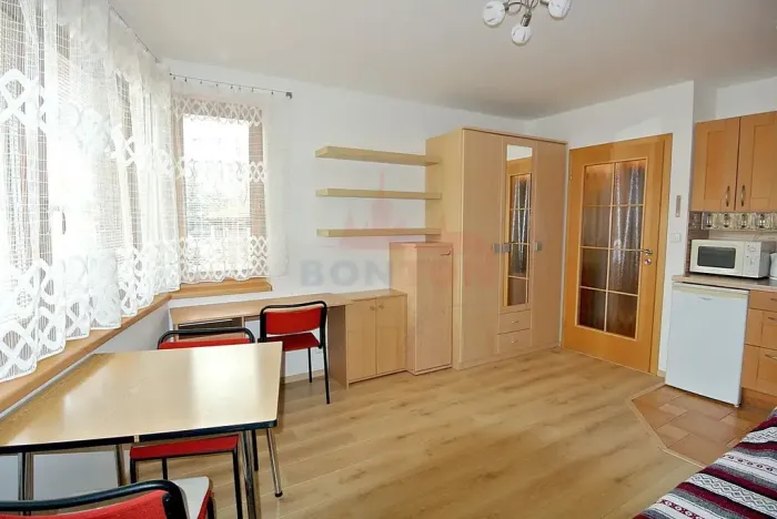 Pronájem bytu 1+kk, Praha - Šeberov, Musilova, 22 m2