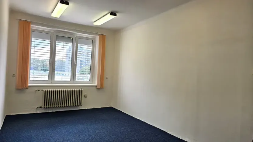 Pronájem kanceláře, Praha - Dejvice, Velflíkova, 20 m2