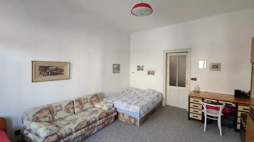 Prodej bytu 2+kk, Strakonice - Strakonice I, Velké náměstí, 73 m2