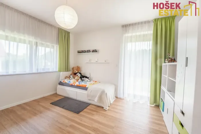 Prodej rodinného domu, Holubice, 240 m2