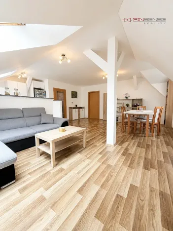 Prodej bytu 4+kk, Kostomlaty nad Labem, 9. května, 104 m2