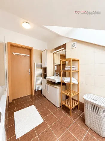 Prodej bytu 4+kk, Kostomlaty nad Labem, 9. května, 104 m2