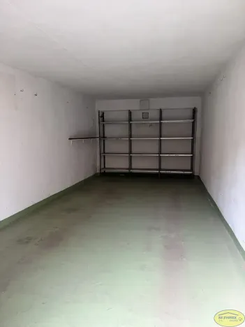 Pronájem garáže, Zlín, Boněcko I, 17 m2