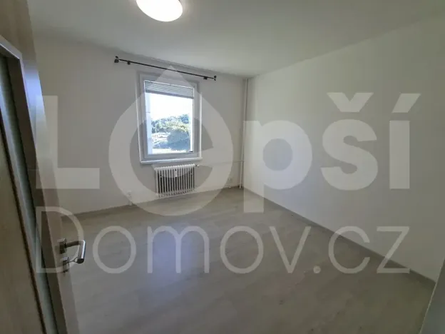 Pronájem bytu 2+1, Žulová, Na Rybníčku, 56 m2