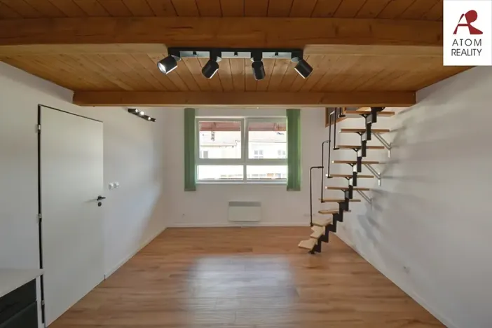 Pronájem bytu 2+kk, Kolín, U Borků, 50 m2
