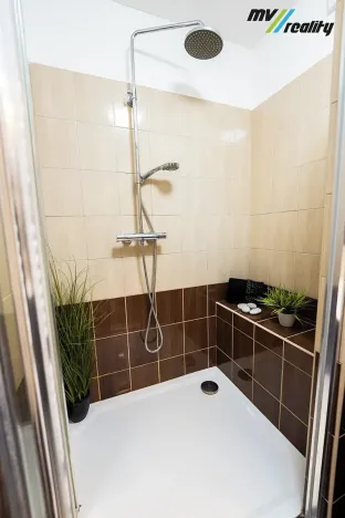 Prodej bytu 3+1, Pečky, V Horkách, 86 m2