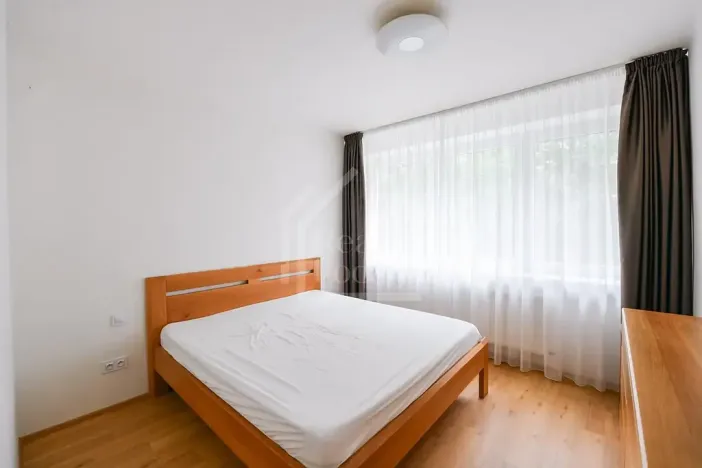 Pronájem bytu 3+kk, Praha - Radlice, Kroupova, 87 m2