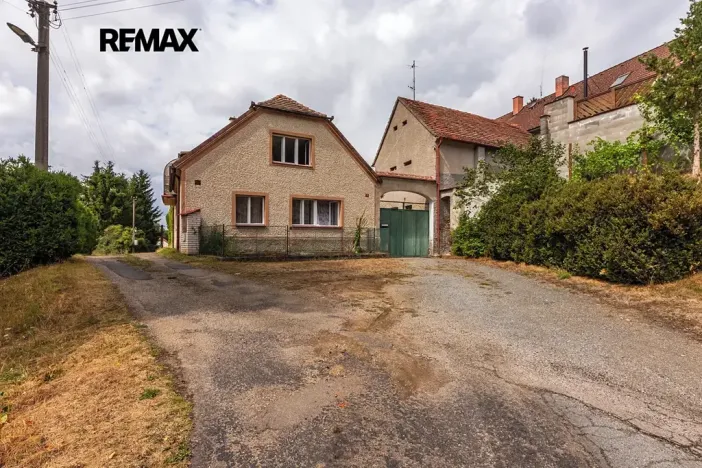 Prodej zemědělské usedlosti, Soběhrdy, 365 m2