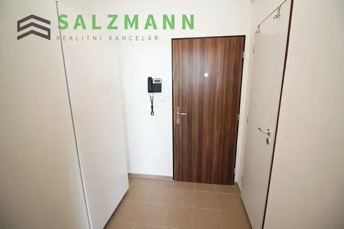 Prodej bytu 1+kk, Praha - Kamýk, Otradovická, 35 m2