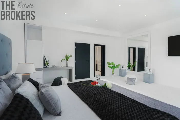 Pronájem bytu 4+kk, Praha - Smíchov, Holečkova, 170 m2