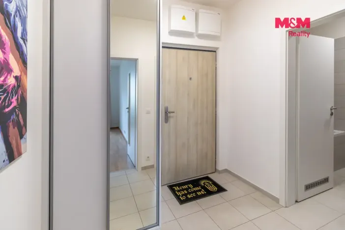 Pronájem bytu 2+kk, Praha - Hloubětín, Waltariho, 49 m2