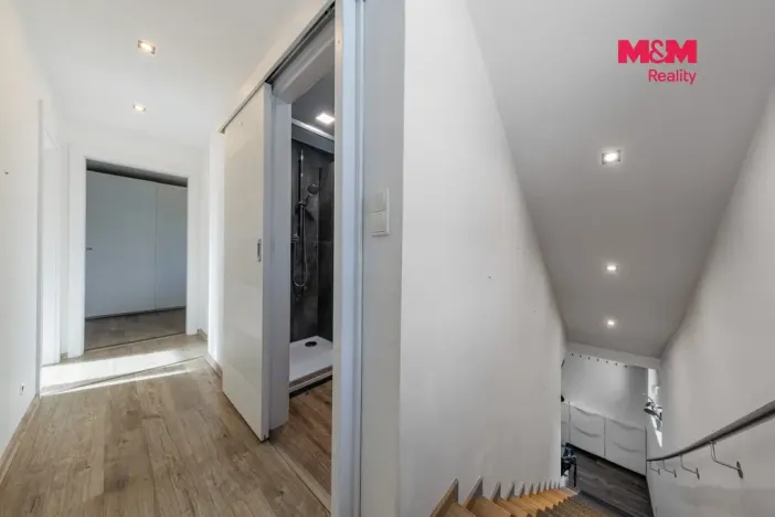 Prodej rodinného domu, Karlovy Vary - Stará Role, Slezská, 131 m2
