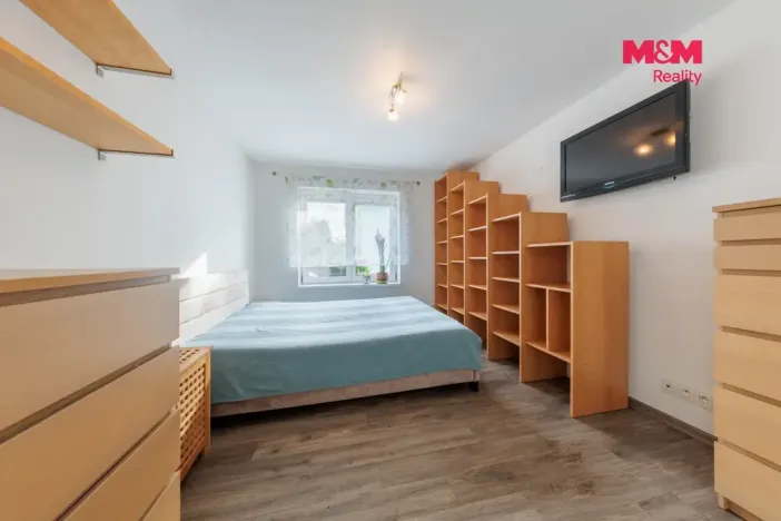 Prodej rodinného domu, Karlovy Vary - Stará Role, Slezská, 131 m2