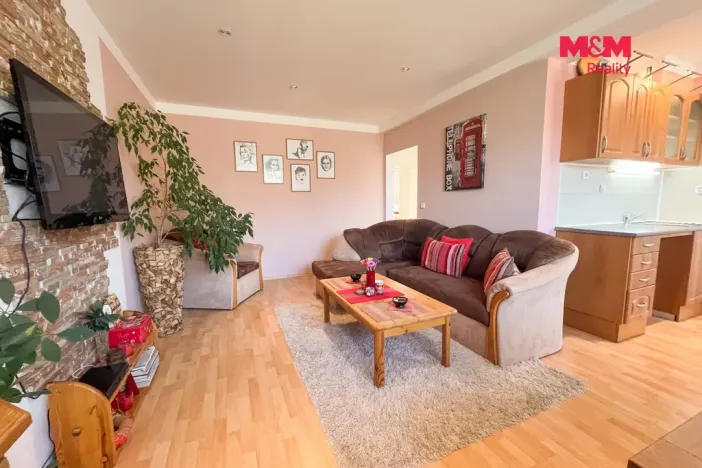 Prodej bytu 3+1, Chomutov, Svahová, 68 m2