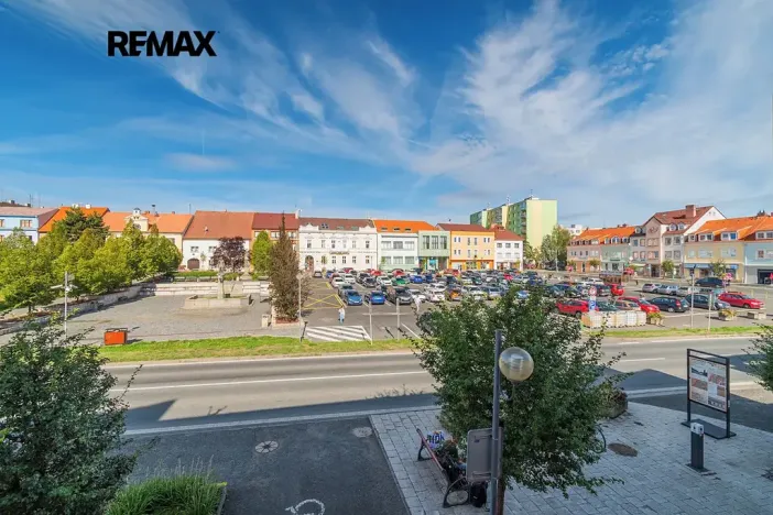 Pronájem obchodního prostoru, Přeštice, Masarykovo nám., 171 m2