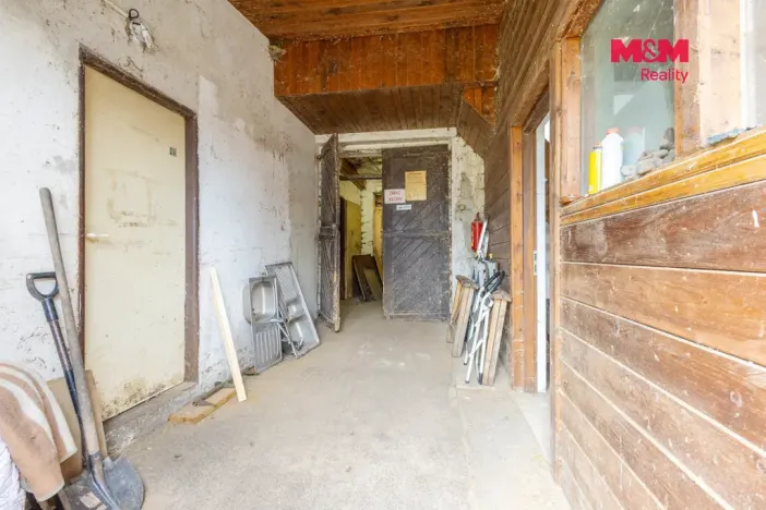 Pronájem skladu, Kunratice u Cvikova, 300 m2