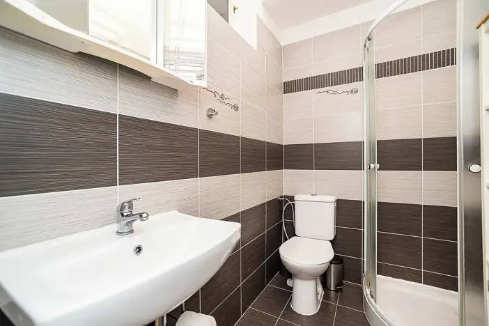 Pronájem bytu 1+kk, Praha - Žižkov, Fibichova, 32 m2