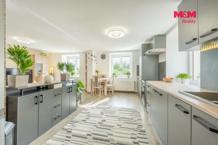 Prodej rodinného domu, Klobuky - Kobylníky, 204 m2
