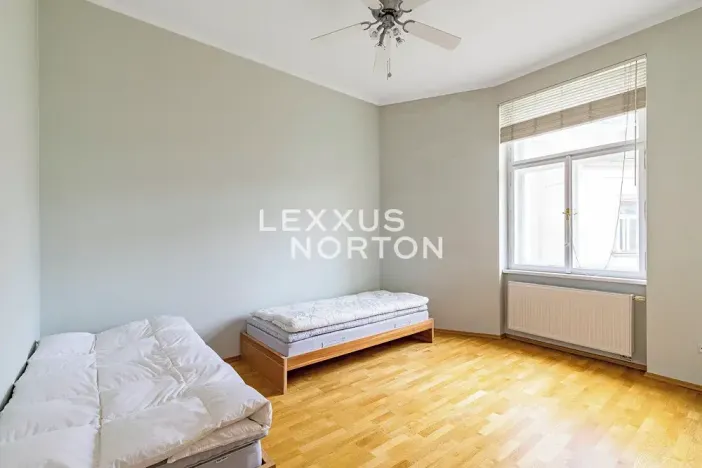 Pronájem bytu 3+kk, Praha - Nové Město, Masarykovo nábřeží, 92 m2