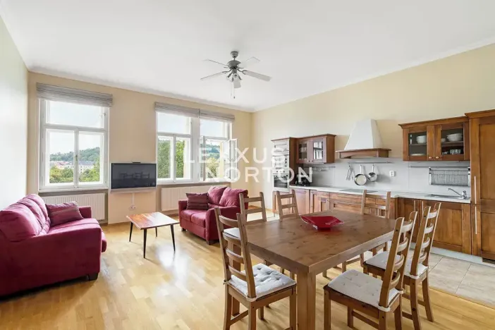 Pronájem bytu 3+kk, Praha - Nové Město, Masarykovo nábřeží, 92 m2