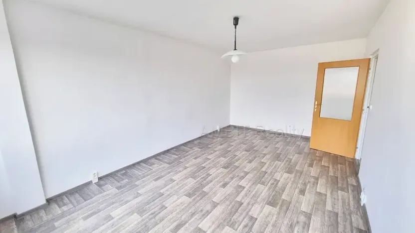 Pronájem bytu 1+1, Praha - Troja, Olštýnská, 37 m2