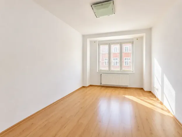 Pronájem bytu 2+kk, Praha - Strašnice, Kralická, 53 m2