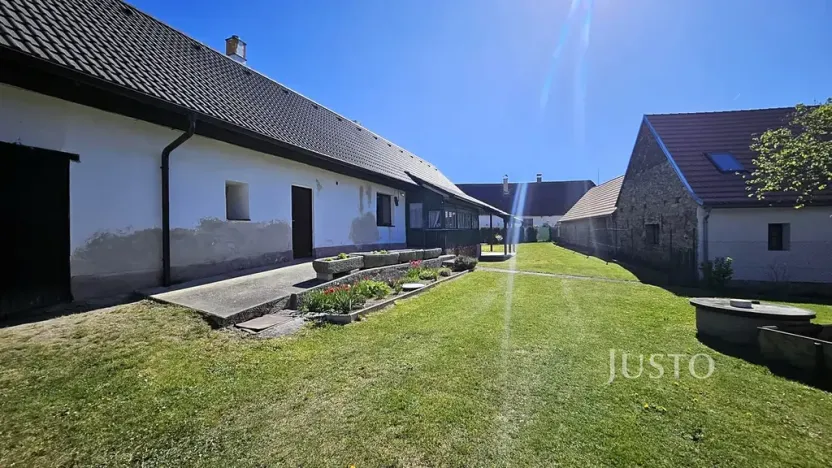 Prodej rodinného domu, Albrechtice nad Vltavou, 141 m2