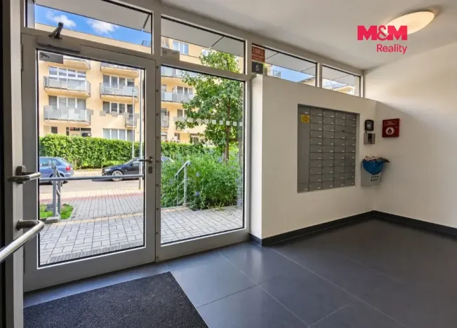 Pronájem bytu 2+kk, Praha, Rižská, 57 m2