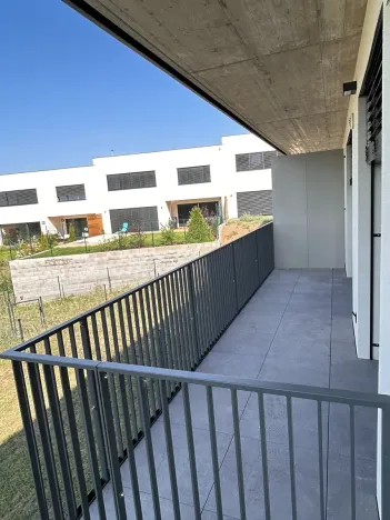 Pronájem bytu 3+kk, Praha - Řeporyje, Haenkeho, 65 m2