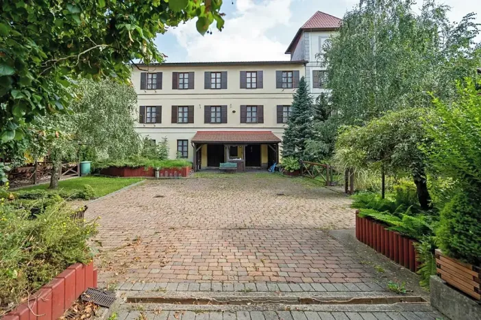 Dražba ubytování, Všechovice, 2500 m2