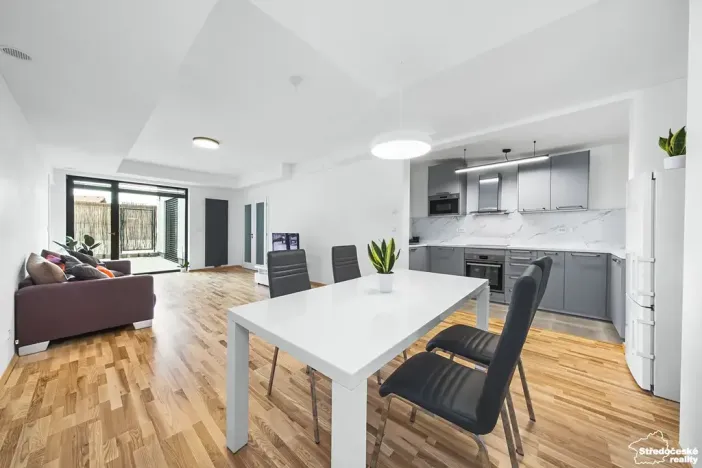 Prodej bytu 3+kk, Praha - Dolní Chabry, Kobyliská, 95 m2