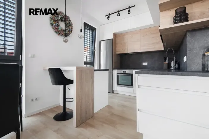 Prodej bytu 2+kk, Kolín, Zásmucká, 64 m2