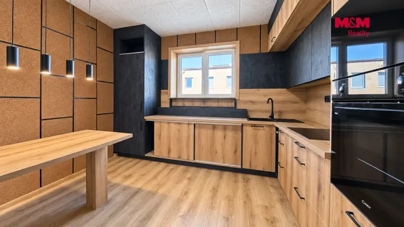 Pronájem bytu 2+1, Louny, Říční, 65 m2