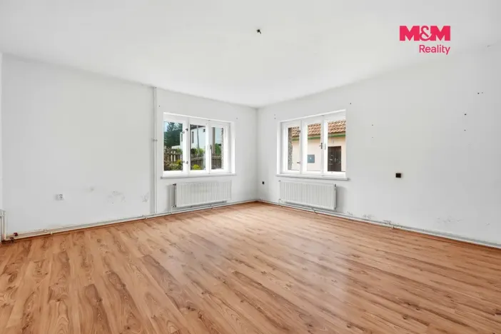 Prodej rodinného domu, Nové Město pod Smrkem, 5. května, 180 m2
