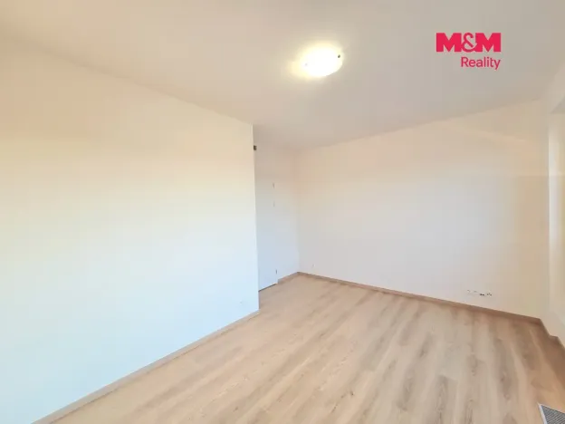 Pronájem bytu 2+kk, Praha, Poděbradská, 67 m2