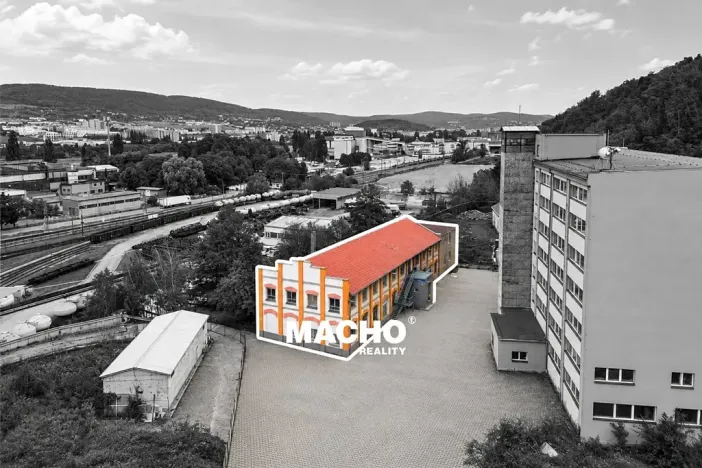 Pronájem kanceláře, Králův Dvůr, Tovární, 370 m2