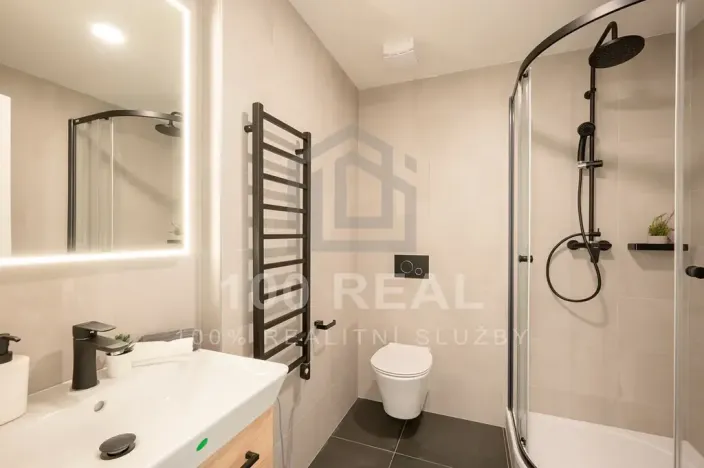 Pronájem bytu 2+kk, Pardubice, třída Míru, 54 m2