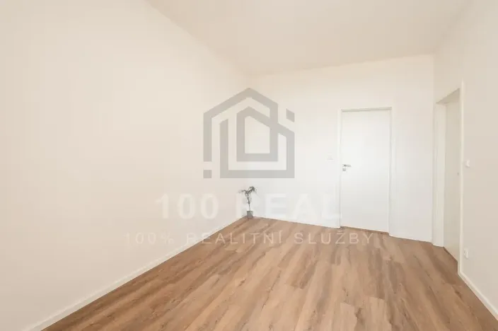 Pronájem bytu 2+kk, Pardubice, třída Míru, 51 m2