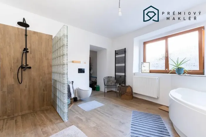Prodej rodinného domu, Vrbno nad Lesy, 200 m2