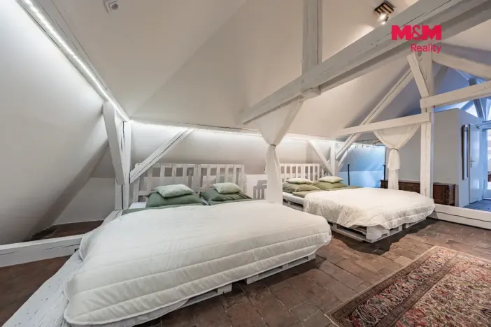 Pronájem rodinného domu, Rožďalovice, Tyršova, 300 m2