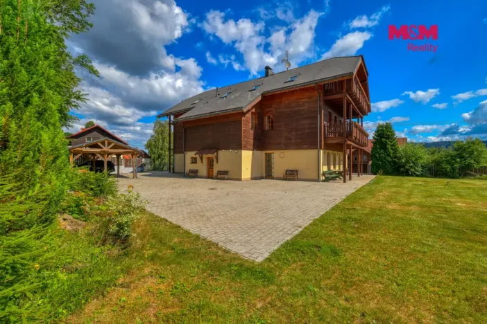 Prodej ubytování, Železná Ruda - Hojsova Stráž, 910 m2