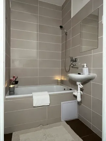 Pronájem bytu 2+kk, Česká Lípa, Okružní, 42 m2