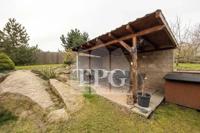 Prodej rodinného domu, Doubravčice, Pod vodárnou, 140 m2