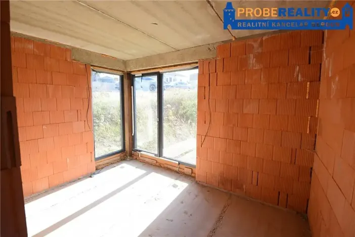 Prodej rodinného domu, Libušín, 257 m2
