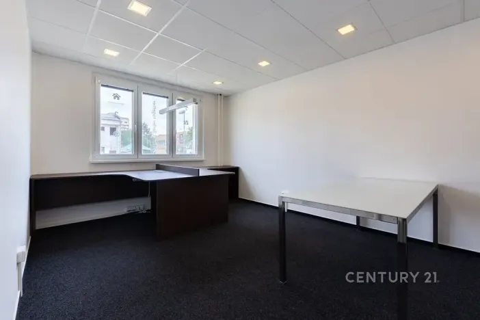 Prodej kanceláře, Most, Obránců míru, 68 m2
