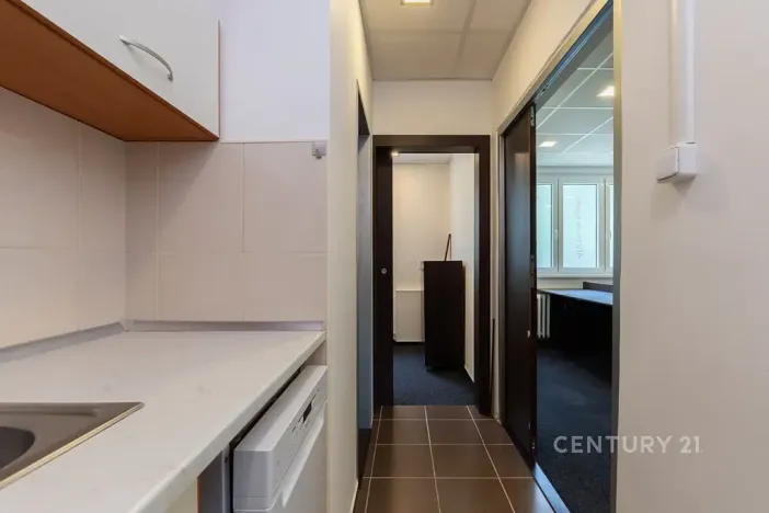 Prodej kanceláře, Most, Obránců míru, 68 m2