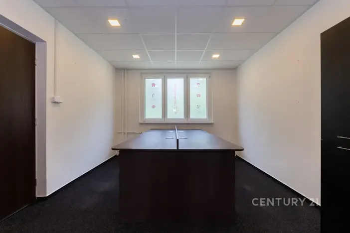 Prodej kanceláře, Most, Obránců míru, 68 m2
